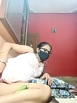 runi31 online show from 10/04/25, 05:55