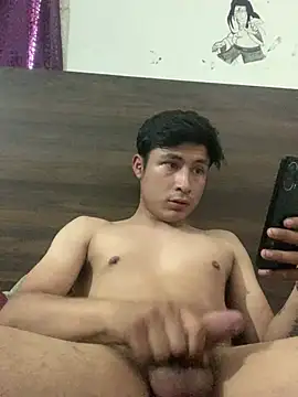 Snapshot of EduardoEspinoza12 chatting on 06/19/26, 08:34 EduardoEspinoza12 online show from 06/19/26, 08:34