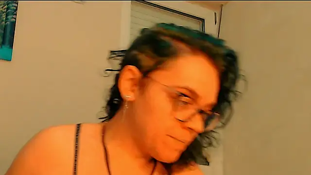 Snapshot of Ju-Hot chatting on 03/13/26, 09:54 Ju-Hot online show from 03/13/26, 09:54