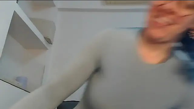 Ju-Hot online show from 04/01/26, 03:20