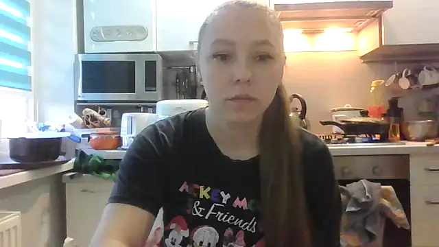 Snapshot of Misssweet_s chatting on 02/02/25, 05:32 Misssweet s online show from 02/02/25, 05:32