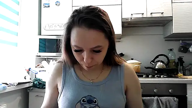 Snapshot of Misssweet_s chatting on 03/12/25, 05:24 Misssweet s online show from 03/12/25, 05:24