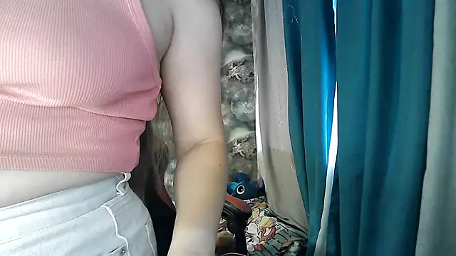 Snapshot of Misssweet_s chatting on 07/20/26, 05:22 Misssweet s online show from 07/20/26, 05:22