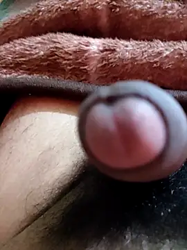 guavam65 online show from 03/03/25, 08:21