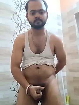 guavam65 online show from 03/24/26, 02:11