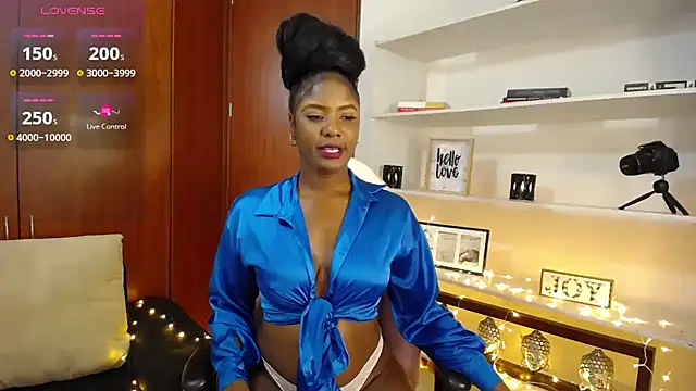 Snapshot of miaderail chatting on 02/05/25, 09:40 miaderail online show from 02/05/25, 09:40