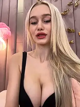 Snapshot of KristinaDane chatting on 02/06/25, 03:16 KristinaDane online show from 02/06/25, 03:16