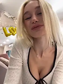 Snapshot of KristinaDane chatting on 02/17/25, 02:53 KristinaDane online show from 02/17/25, 02:53