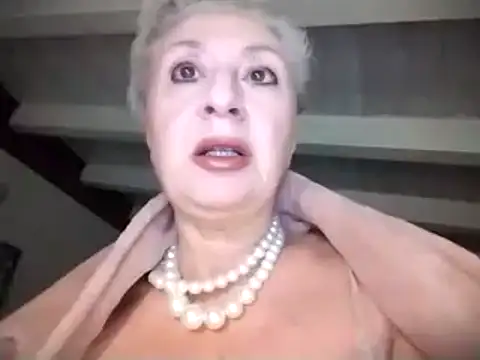 divinaerotica online show from 02/03/25, 10:11