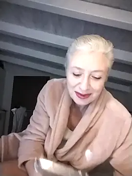 divinaerotica online show from 02/20/25, 05:40