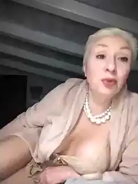 divinaerotica online show from 02/28/25, 06:09