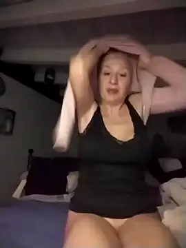 divinaerotica online show from 01/11/26, 05:18