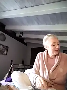 divinaerotica online show from 02/25/26, 03:21