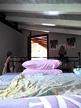 divinaerotica online show from 04/07/26, 12:05