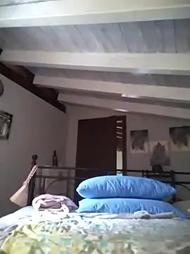 divinaerotica online show from 04/12/26, 04:01