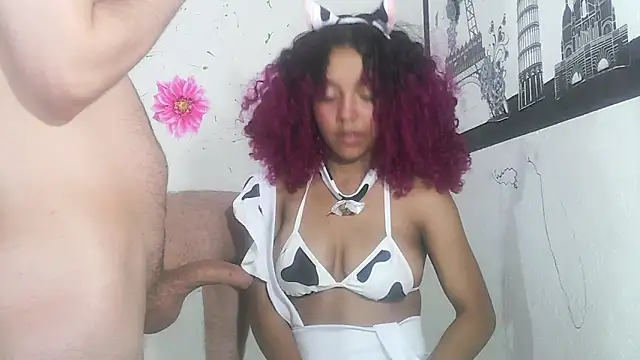 Snapshot of Lola-Pretty chatting on 03/07/25, 10:10 Lola-Pretty online show from 03/07/25, 10:10