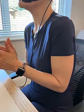 Phoebe Lily online show from 09/09/25, 08:58