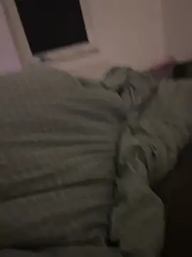 Mo 2003 online show from 02/26/25, 10:20