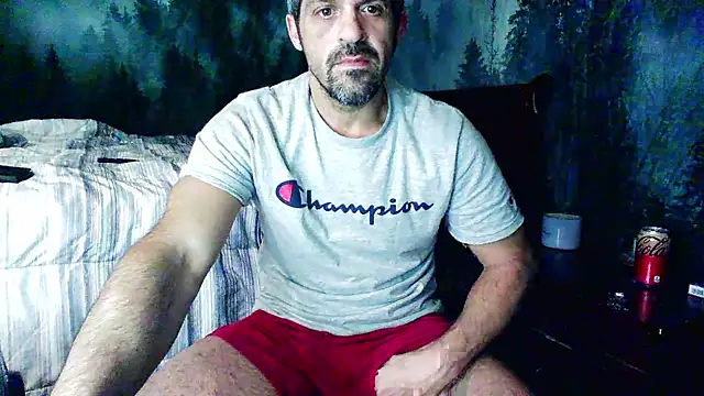 Snapshot of Troyt87 chatting on 01/06/25, 10:13 Troyt87 online show from 01/06/25, 10:13