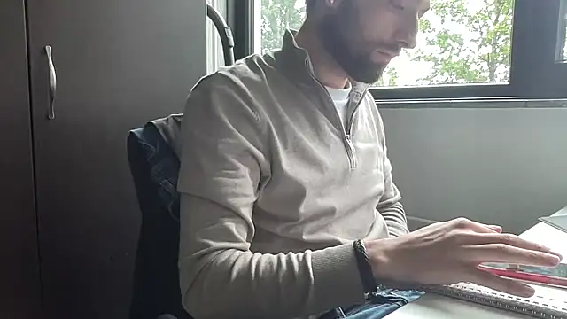 bullyboyy online show from 10/03/25, 10:12