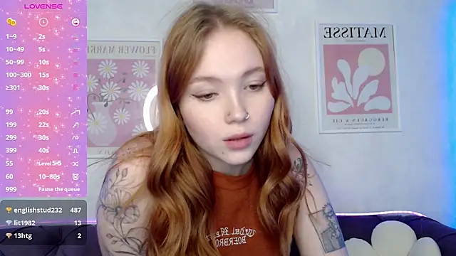 Snapshot of Maya_Light chatting on 01/29/25, 11:09 Maya Light online show from 01/29/25, 11:09