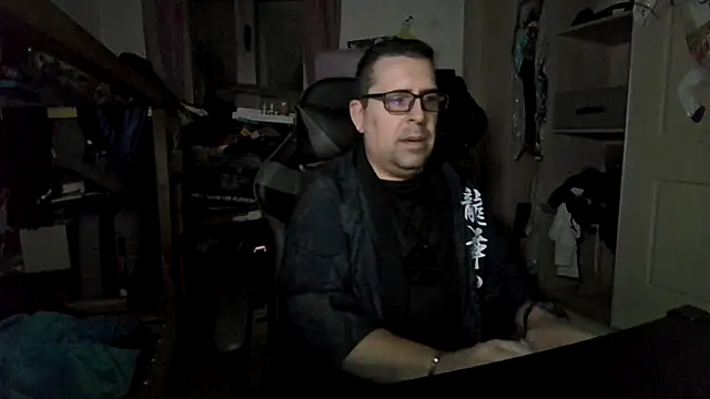 Snapshot of Usame_como_quieras chatting on 12/01/25, 03:55 Usame como quieras online show from 12/01/25, 03:55