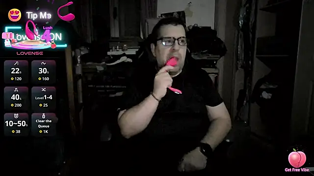 Snapshot of Usame_como_quieras chatting on 12/16/25, 01:10 Usame como quieras online show from 12/16/25, 01:10