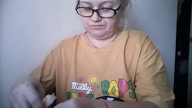 Mayya4321 online show from 10/25/25, 08:22