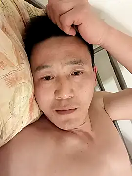 Snapshot of wadmma chatting on 02/08/25, 10:29 wadmma online show from 02/08/25, 10:29