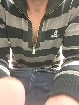 Snapshot of wadmma chatting on 09/30/25, 12:54 wadmma online show from 09/30/25, 12:54