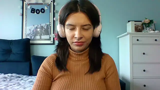 LariceSexy online show from 10/10/25, 02:05