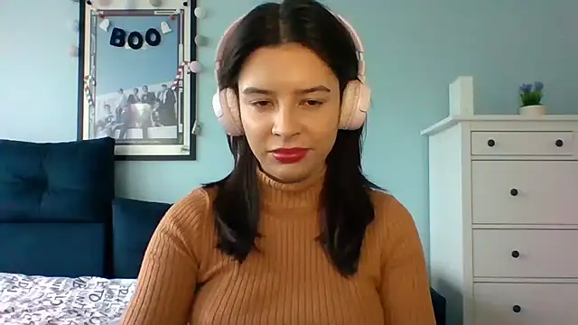 LariceSexy online show from 11/12/25, 01:33