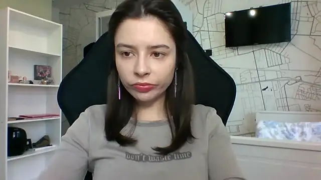 LariceSexy online show from 12/01/25, 01:05