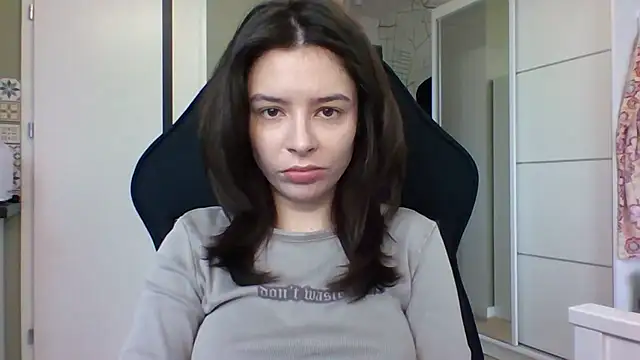 LariceSexy online show from 12/16/25, 01:05