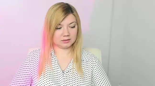 Lola moree online show from 03/20/25, 12:32