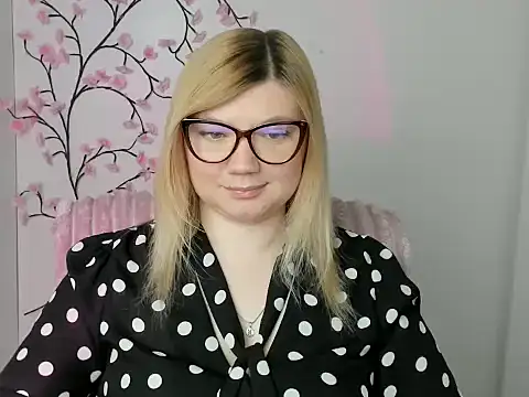 Lola moree online show from 04/21/26, 11:38