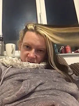 blondey206 online show from 02/11/25, 03:50