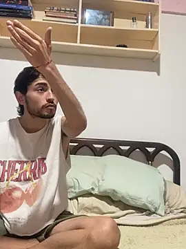 TwinksOnStrip online show from 03/03/26, 04:29