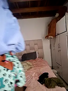 Zaira Rose  online show from 04/13/26, 05:35