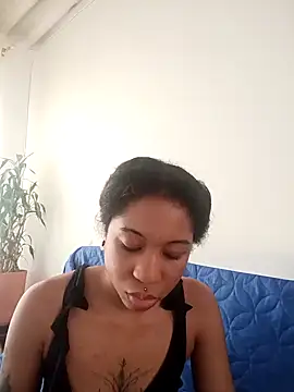 Snapshot of Zaira_Rose_ chatting on 04/25/26, 06:27 Zaira Rose online show from 04/25/26, 06:27