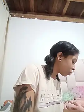 Snapshot of Zaira_Rose_ chatting on 06/17/26, 11:27 Zaira Rose online show from 06/17/26, 11:27