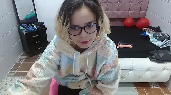 Ariasmithog online show from 02/23/25, 09:59