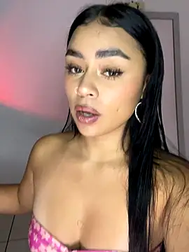 Snapshot of meli_ortiz_ chatting on 10/01/25, 07:09 meli ortiz  online show from 10/01/25, 07:09