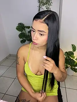 meli ortiz  online show from 07/24/26, 02:15