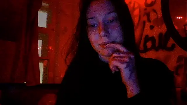 Snapshot of RussNocturnal chatting on 02/05/25, 10:44 RussNocturnal online show from 02/05/25, 10:44