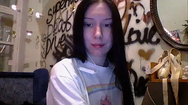 Snapshot of RussNocturnal chatting on 02/09/25, 06:26 RussNocturnal online show from 02/09/25, 06:26