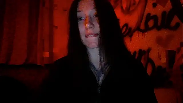 Snapshot of RussNocturnal chatting on 02/14/25, 09:21 RussNocturnal online show from 02/14/25, 09:21