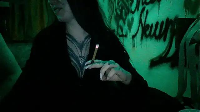 Snapshot of RussNocturnal chatting on 02/15/25, 07:39 RussNocturnal online show from 02/15/25, 07:39