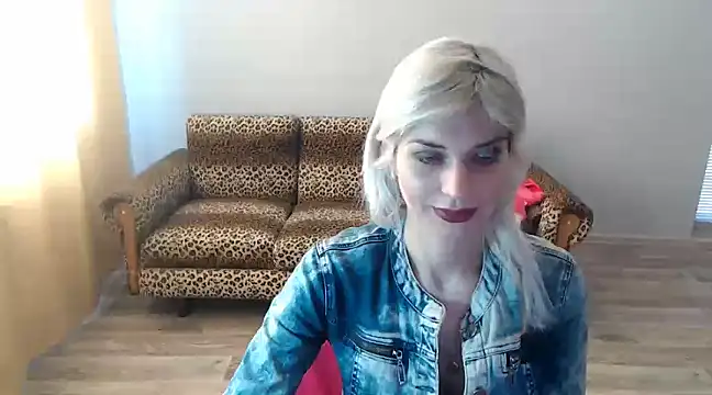 Snapshot of SexyBeatriice chatting on 02/24/25, 07:11 SexyBeatriice online show from 02/24/25, 07:11