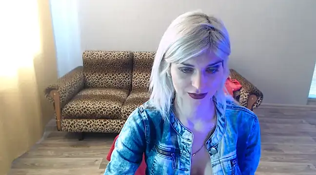 Snapshot of SexyBeatriice chatting on 02/24/25, 10:48 SexyBeatriice online show from 02/24/25, 10:48